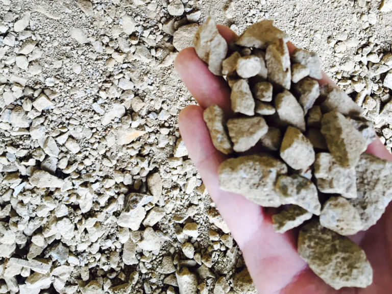 セレクト（３０～０mm）砕石