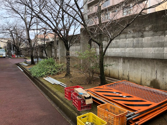 【大学様】大学ブロック塀撤去フェンス工１００ｍ区間　（堺市内）その１