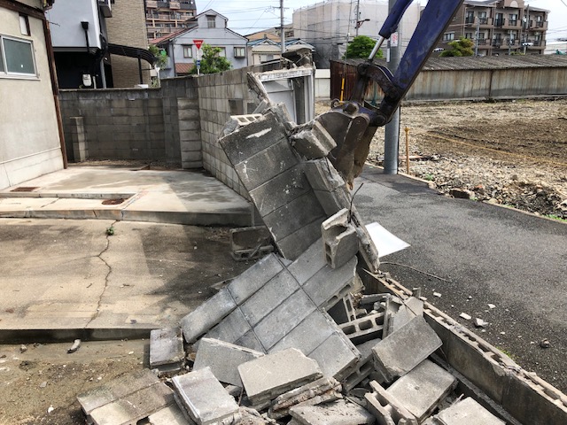 【住吉区】老朽化したブロック塀の撤去工
